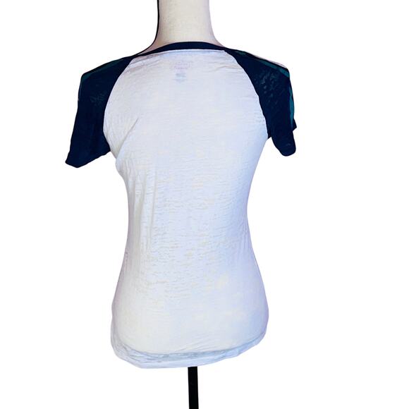 Seattle Mariners Women's V-Neck T-Shirt - Size Small, Official MLB, EUC - Picture 4 of 7